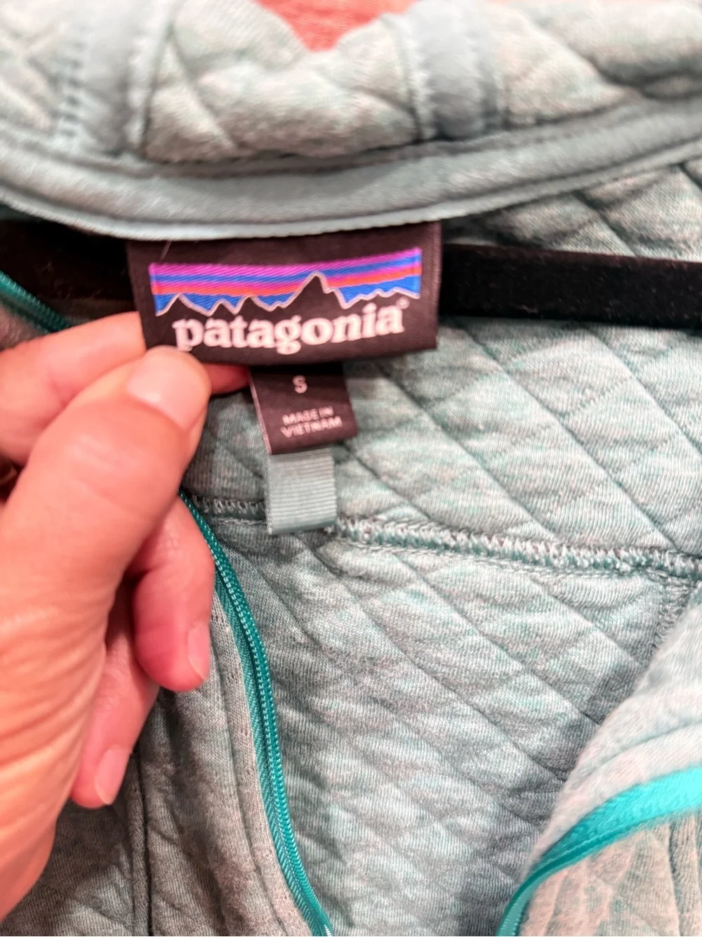 Organic Patagonia Teal Quilted Full-Zip Hoodie - Picture 5 of 8
